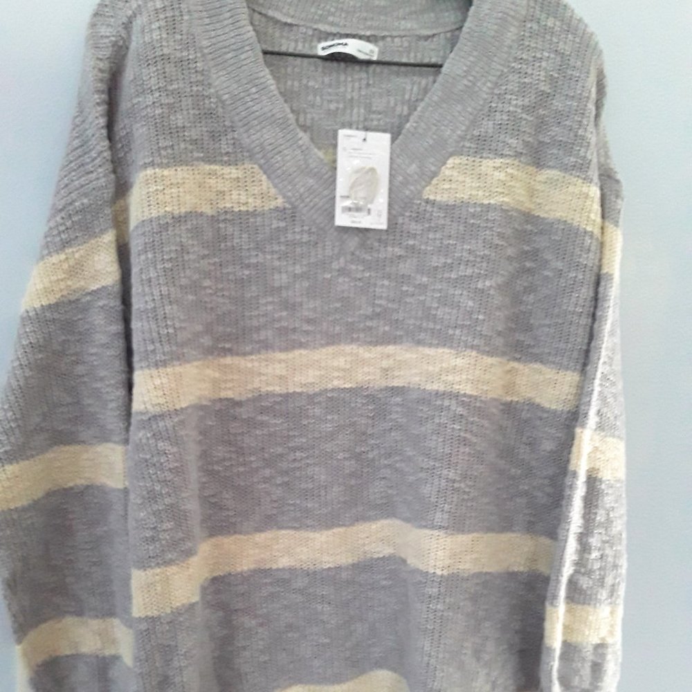 Women's Oversize V Neck Sweater